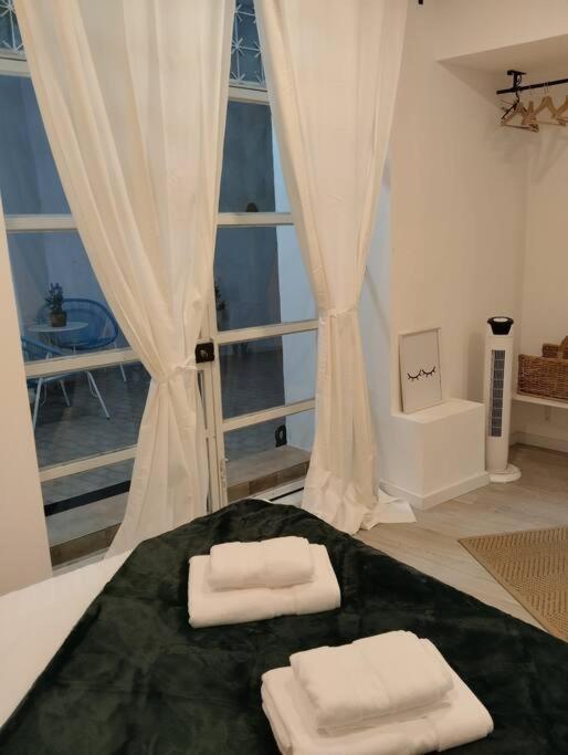 Appartement Alfama'S Hidden Terrace Gem à Lisboa Extérieur photo